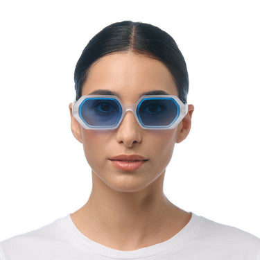 Okkia Andrea Altıgen Unisex Güneş Gözlüğü
Beyaz / Lens : Mavi