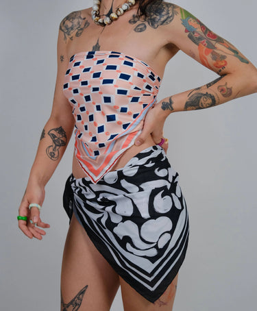 Less Atelier Tile Black Fular