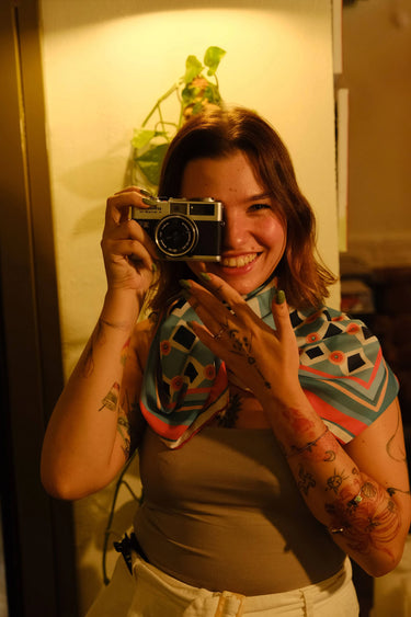 Less Atelier Caro Mint Fular