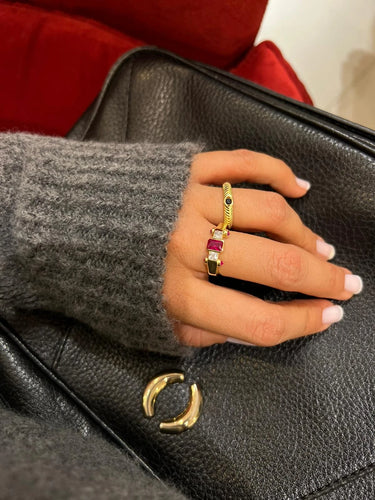 Pia&Co Meile Ruby Beyaz Zirkon Taşlı Altın Kaplama Gümüş Yüzük