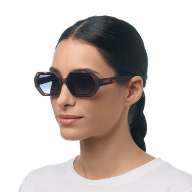 Okkia Andrea Altıgen Unisex Güneş Gözlüğü 
 Havana / Lens : Yeşil