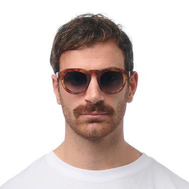 Okkia Zeno Round Unisex Güneş Gözlüğü 
 Sahara Havana / Lens: Yeşil