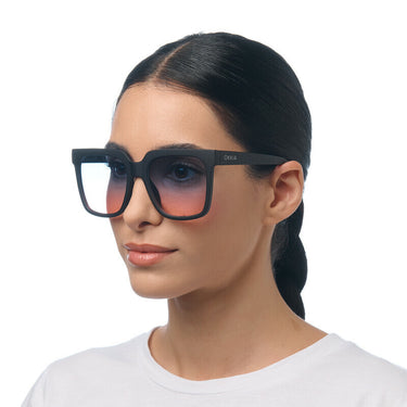 Okkia Roma Unisex Güneş Gözlüğü 
 Siyah / Lens: Mavi/Pembe gradyan