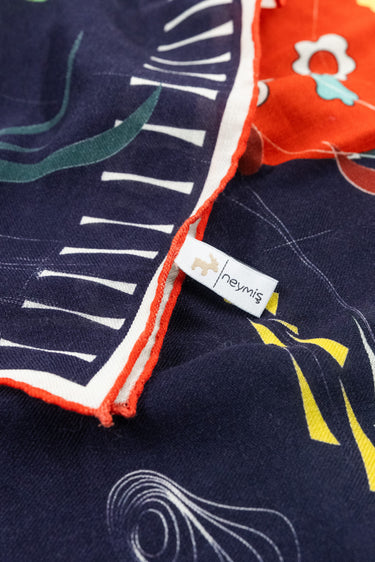 Neymiş Hayal Suları Lacivert-110x110 Yün Şal