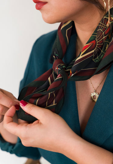 The Carnivalist Velvet Carousel 55X55 cm İpek Fular