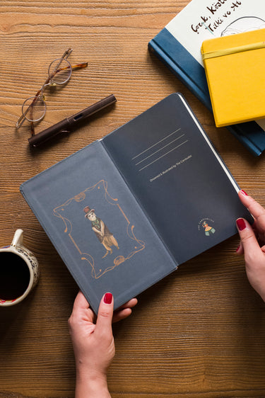 The Carnivalist Meerkat Rhapsody Kumaş Kapak Konsept Defter