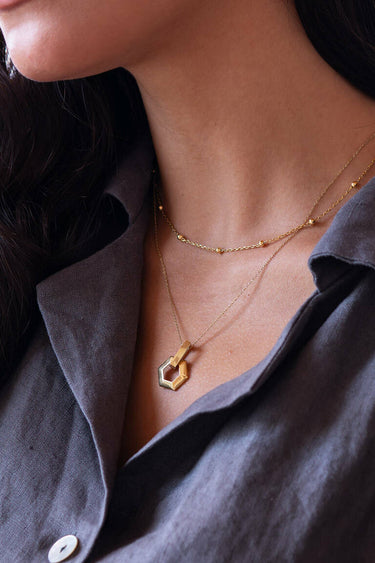 Miklan HexaLink Kolye